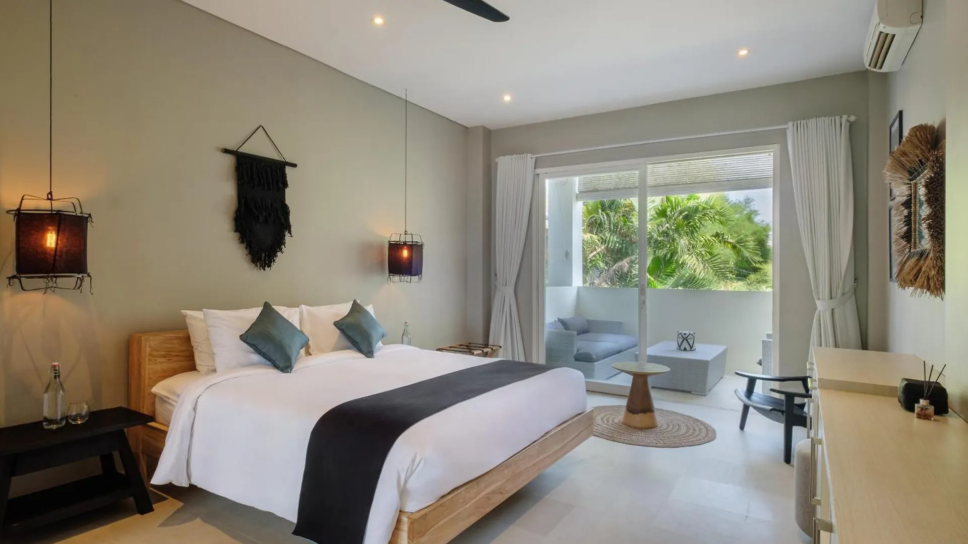 Villa Levi By Goro Seminyak Indonesia